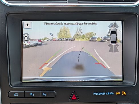Certified 2019 Ford Explorer Platinum AWD/4WD image 24