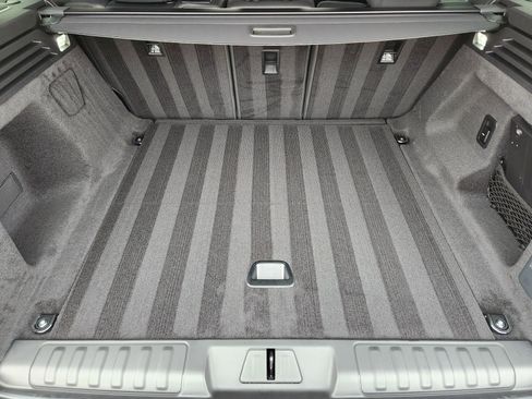 New 2026 Land Rover Range Rover Sport SE image 32