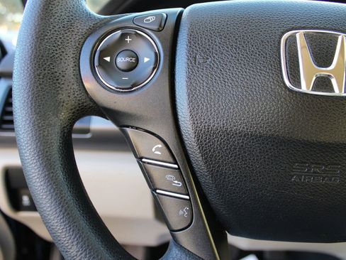 Used 2014 Honda Accord LX image 35