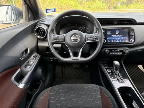 Used 2024 Nissan Kicks SR FWD image 14