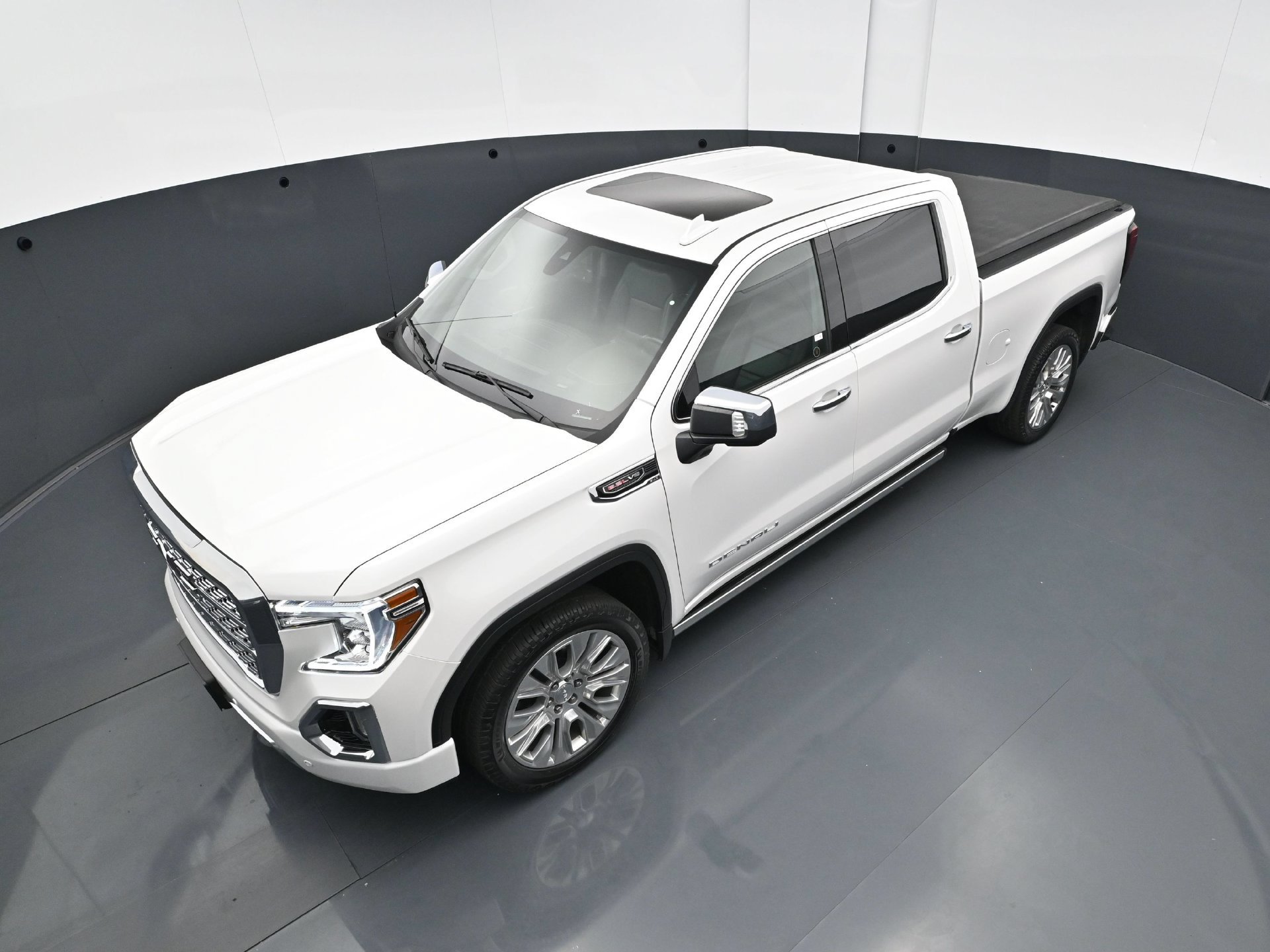 Used 2022 GMC Sierra 1500 Denali w/ Denali Premium Package AWD/4WD image 40