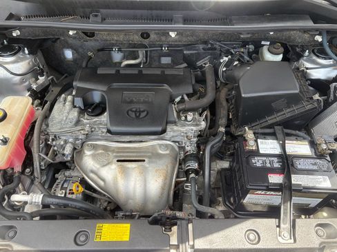 Used 2013 Toyota RAV4 XLE FWD image 24