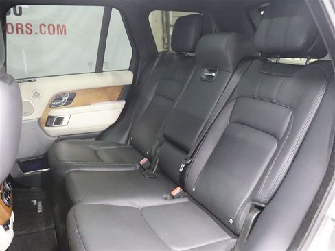 Used 2018 Land Rover Range Rover Supercharged AWD/4WD image 17