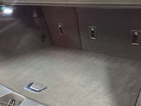 Used 2019 Cadillac XT4 Premium Luxury w/ Technology Package image 32