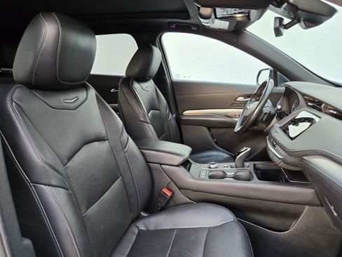 Used 2022 Cadillac XT4 Premium Luxury FWD image 28