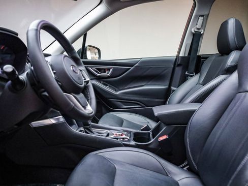 Used 2019 Subaru Forester Touring image 19