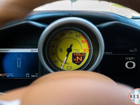 Used 2012 Ferrari FF image 8
