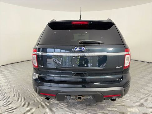 Used 2015 Ford Explorer XLT w/ Equipment Group 202A image 6