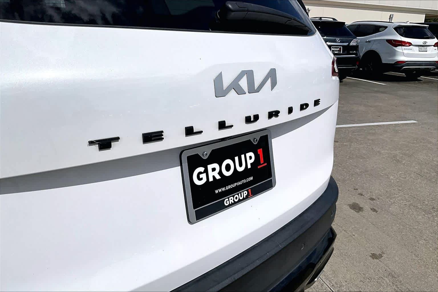 Used 2022 Kia Telluride EX w/ EX Premium Package AWD/4WD image 29