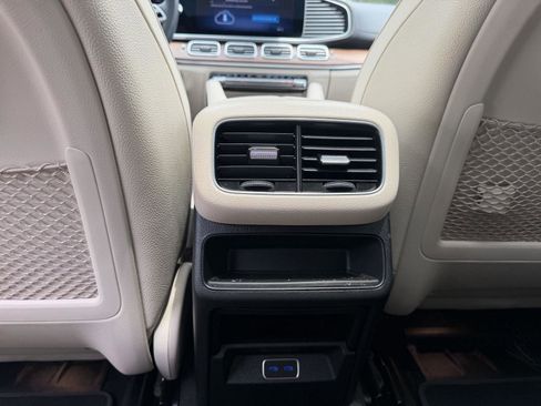 Used 2025 Mercedes-Benz GLE 450 4MATIC Coupe image 18