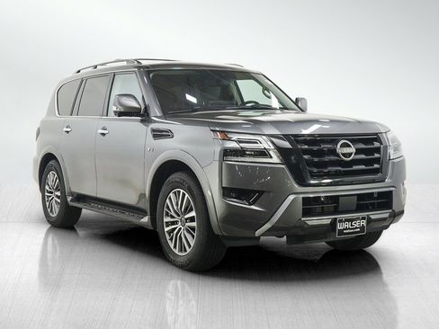 Used 2021 Nissan Armada SL w/ Captain's Chairs Package AWD/4WD image 7