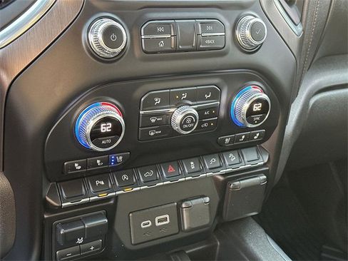 Used 2020 GMC Sierra 1500 AT4 w/ AT4 Premium Package image 39