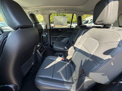 New 2025 Lincoln Aviator 2WD w/ Jet Appearance Package image 14