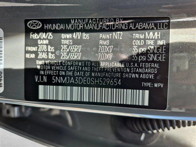 Certified 2025 Hyundai Tucson SE FWD image 25