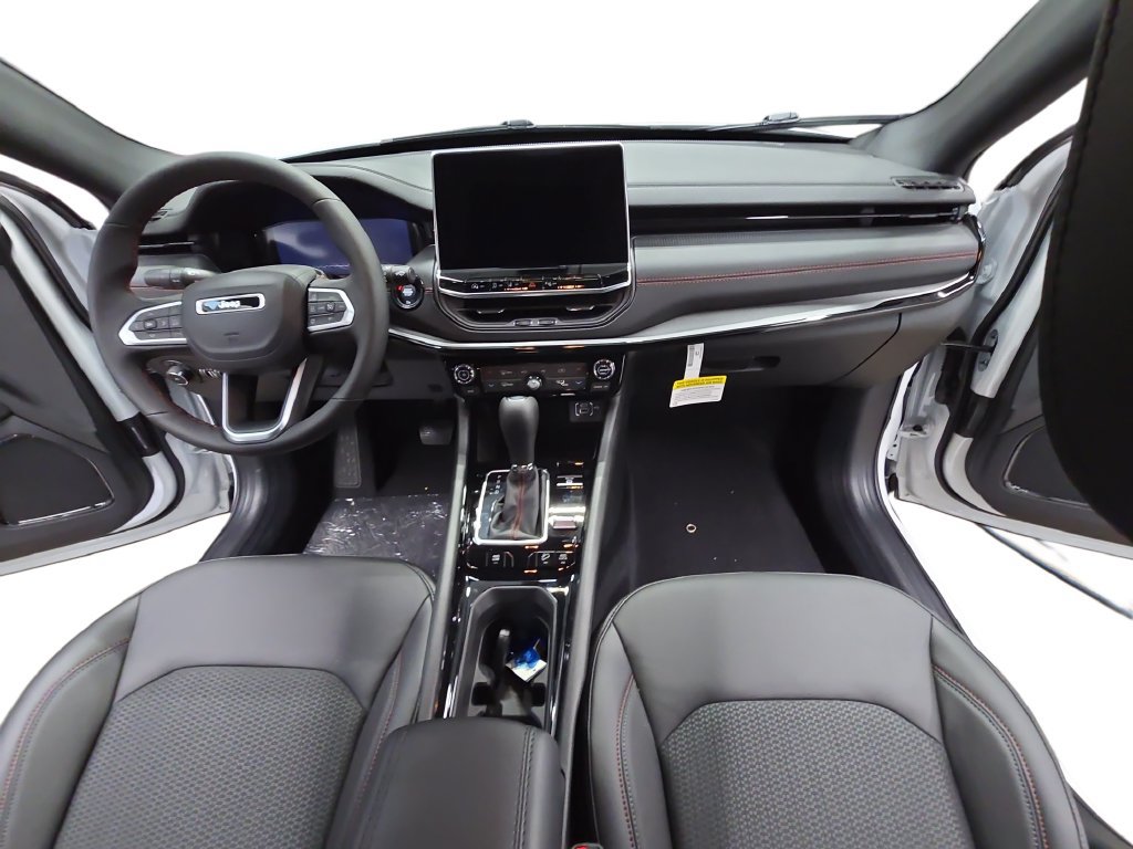 New 2026 Jeep Compass Trailhawk AWD/4WD image 36
