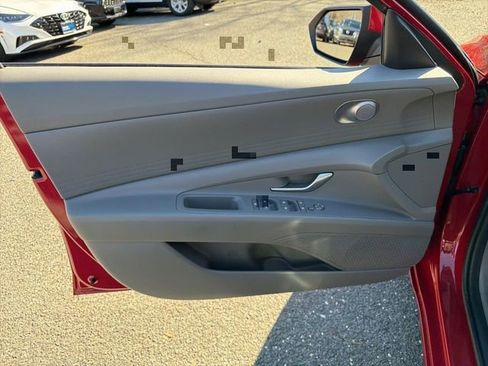 Certified 2023 Hyundai Elantra SEL FWD image 16
