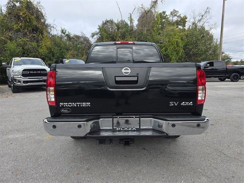 Used 2019 Nissan Frontier SV w/ Value Truck Package image 5