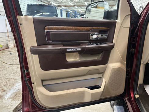 Used 2018 RAM 2500 Longhorn w/ Longhorn Southfork Package AWD/4WD image 9