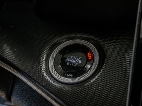 Used 2024 Jeep Grand Cherokee Altitude AWD/4WD image 16