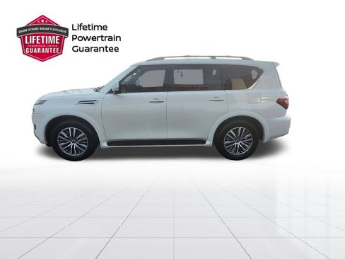 Used 2023 Nissan Armada SL w/ Captain's Chairs Package RWD image 2