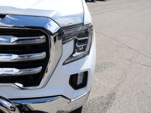 Used 2019 GMC Sierra 1500 SLE w/ SLE Value Package AWD/4WD image 10
