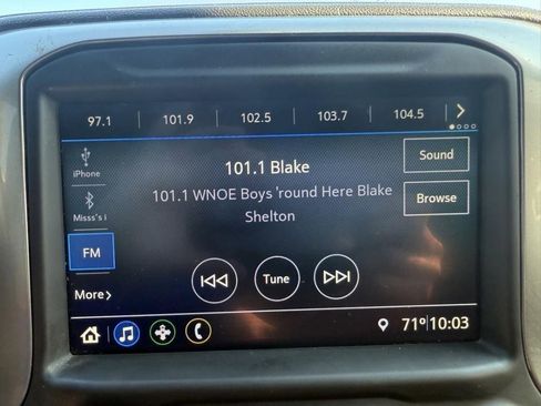 Used 2019 Chevrolet Silverado 1500 LT w/ Texas Edition image 38