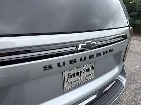 Used 2023 Chevrolet Suburban RST w/ Luxury Package AWD/4WD image 38