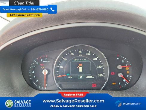 Used 2016 Kia Sorento SX image 12