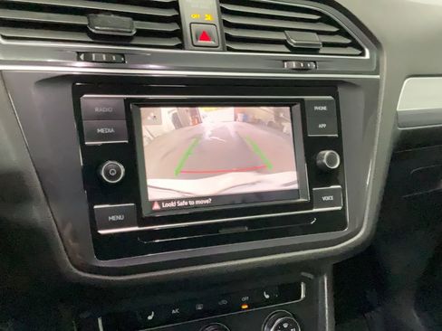 Used 2023 Volkswagen Tiguan S FWD image 16