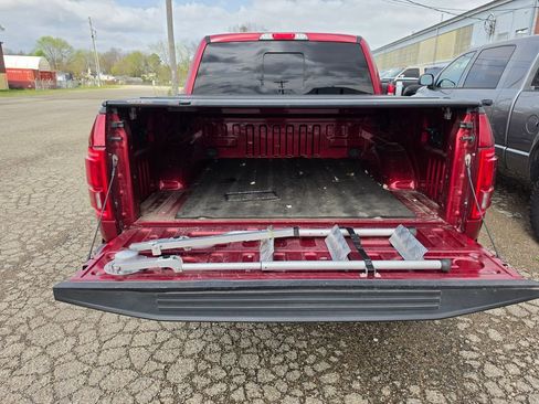 Used 2017 Ford F150 Lariat w/ Equipment Group 502A Luxury AWD/4WD image 8