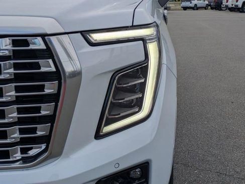New 2026 GMC Yukon XL Denali w/ Sun & Power Step Package RWD image 11