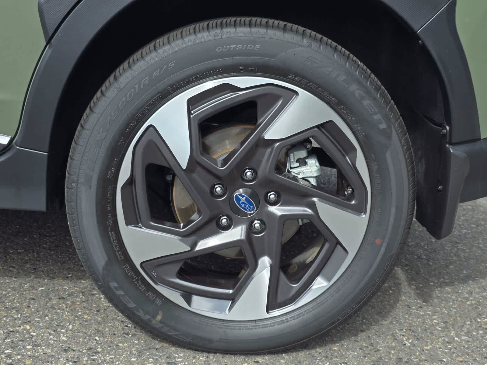 Certified 2025 Subaru Crosstrek 2.5i Limited w/ Crosstrek Mirror Package AWD/4WD image 8