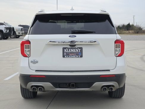 Used 2021 Ford Explorer King Ranch w/ Premium Technology Package image 7