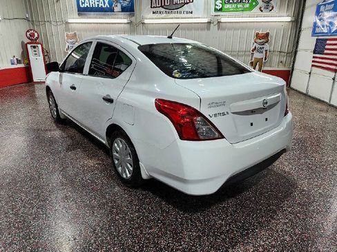 Used 2016 Nissan Versa S FWD image 5