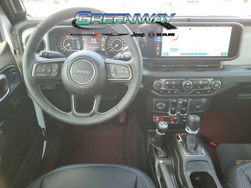 New 2025 Jeep Wrangler Willys AWD/4WD image 13