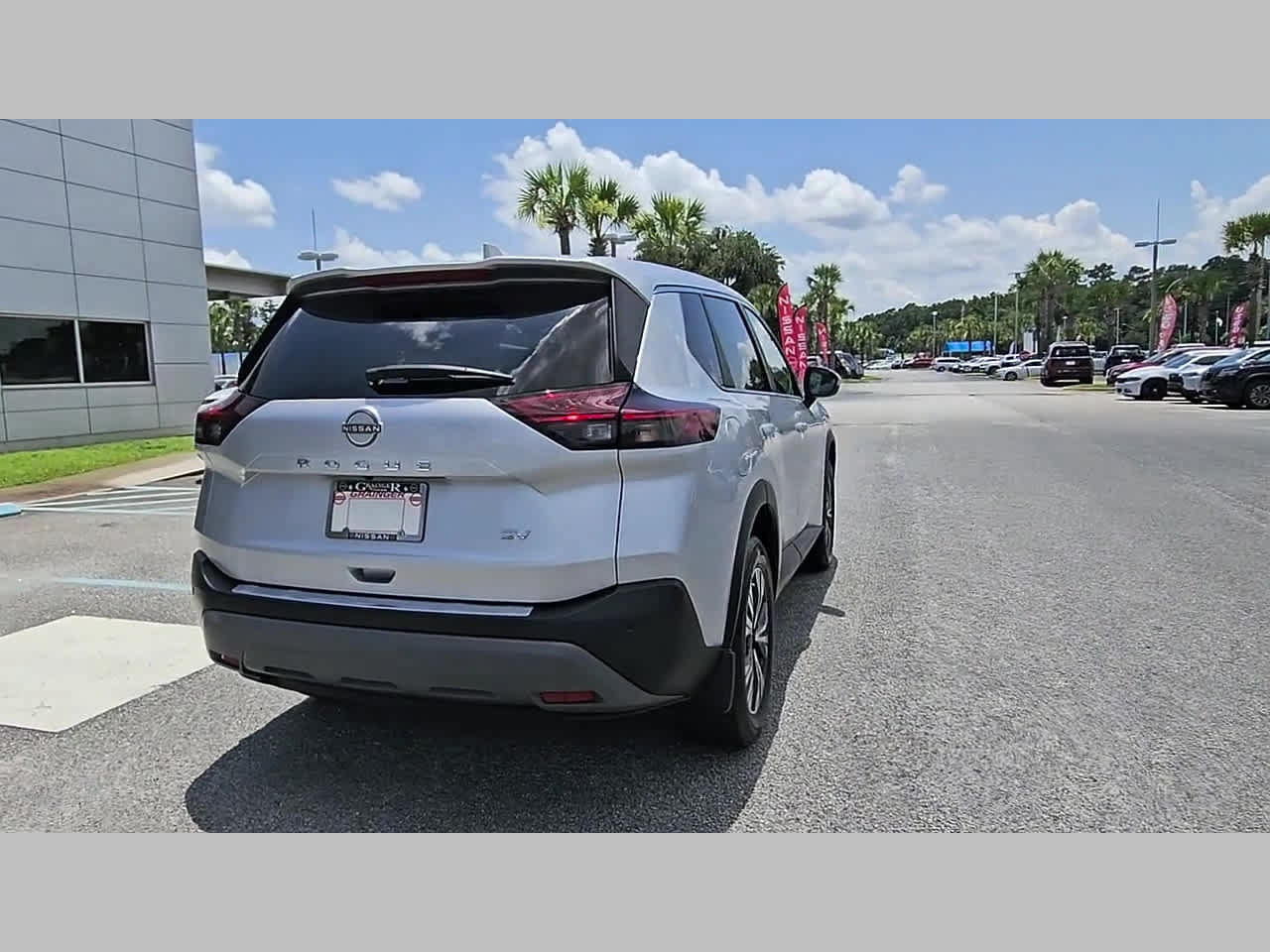 Used 2023 Nissan Rogue SV FWD image 33