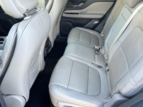 Used 2022 Lincoln Corsair Grand Touring w/ Elements Technology Bundle image 7