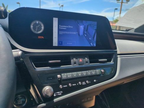 Used 2024 Lexus ES 350 w/ Premium Package FWD image 23