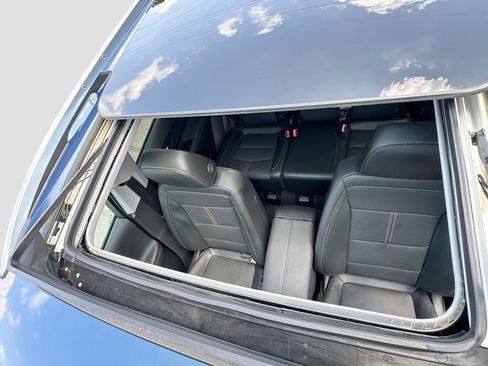 Used 2024 Chevrolet Equinox Premier FWD image 26