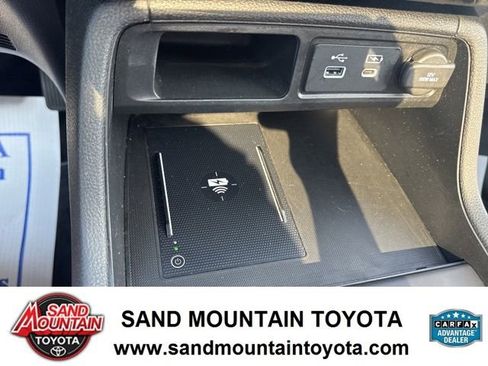 Used 2023 Honda Pilot Elite image 21