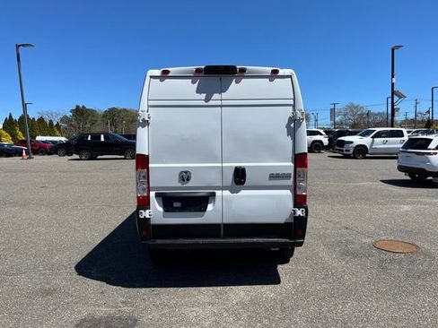 Used 2025 RAM ProMaster 2500 w/ Convenience Group FWD image 6