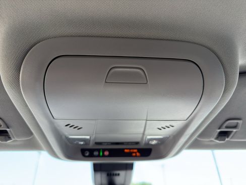 Certified 2023 Chevrolet Equinox LT FWD image 23