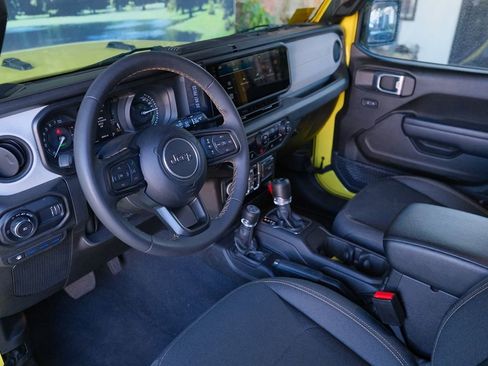 Used 2024 Jeep Wrangler Sport S w/ LED Headlamp & Fog Lamp Group image 15