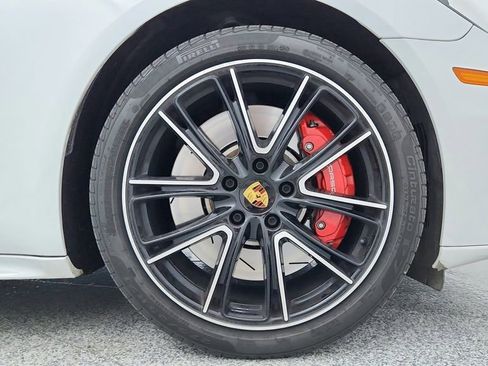 Used 2019 Porsche Panamera Turbo image 14