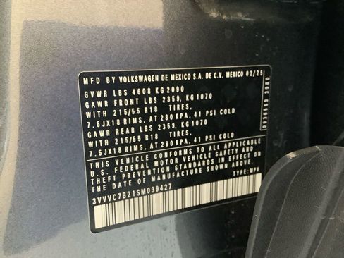 Used 2025 Volkswagen Taos SE AWD/4WD image 20
