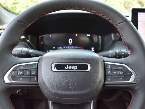 Certified 2024 Jeep Compass Trailhawk w/ Trailhawk Elite Group AWD/4WD image 13