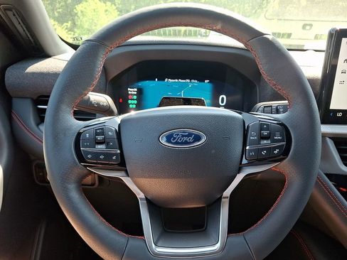Used 2025 Ford Explorer ST-Line w/ Premium Package AWD/4WD image 20