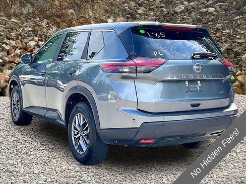 Used 2024 Nissan Rogue S AWD/4WD image 11