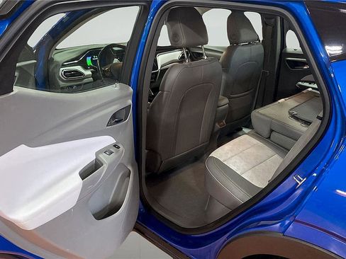 Used 2022 Chevrolet Bolt EUV Premier w/ Sun & Sound Package image 10