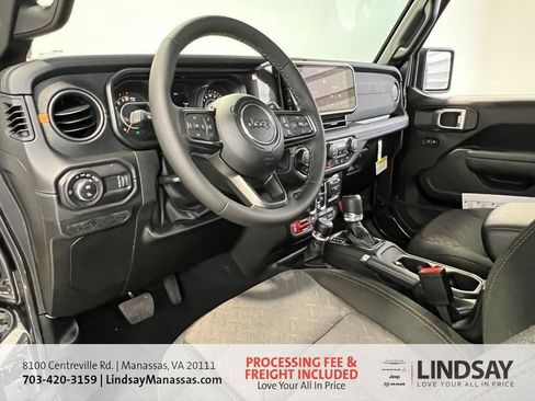 New 2026 Jeep Gladiator Mojave w/ Safety Group AWD/4WD image 25